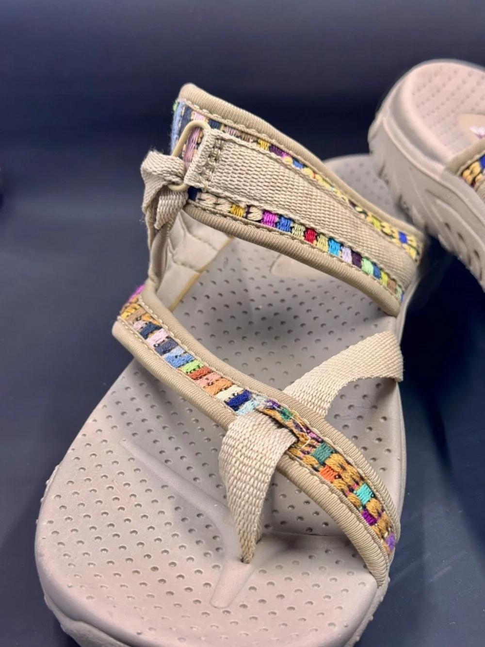 Women's Skechers Size 8 Reggae - Mad Swag - Tan Natural Slide Sandals #41124 - Picture 8 of 10